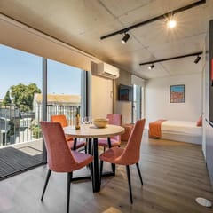 Waterfront Studio w/ Scenic Views, Steps to Dining