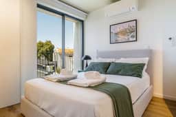 Riverside View Apt, Near Porto & Beach - Image 5