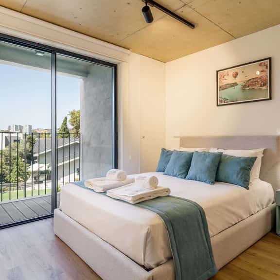 Afurada Studio w/ Marina & Douro Views, Near Beach - Image 1